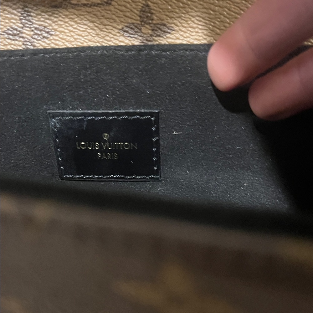 Louis Vuitton Pochette Métis - Picture 11 of 11